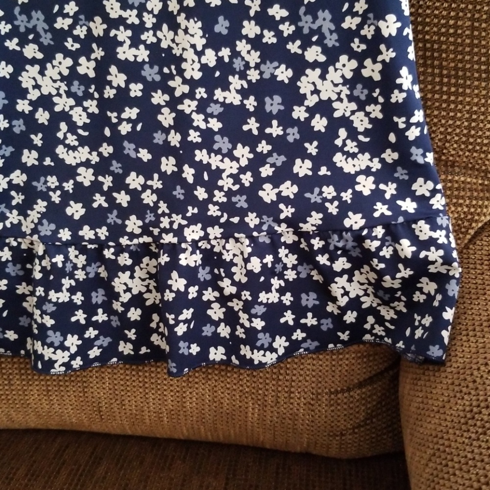 Nightgown - Picture 3 of 5